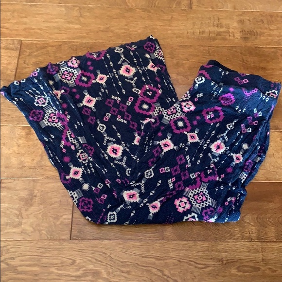 2 pair of boho flare pants - Picture 3 of 3